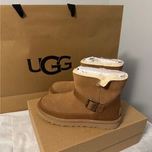 New Ugg Classic Mini Bellini Belted Boots Women’s 6 Brown